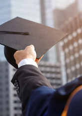 Hessen führt integrierten Jura-Bachelor ein – zusätzlicher Abschluss soll Druck im Studium mindern