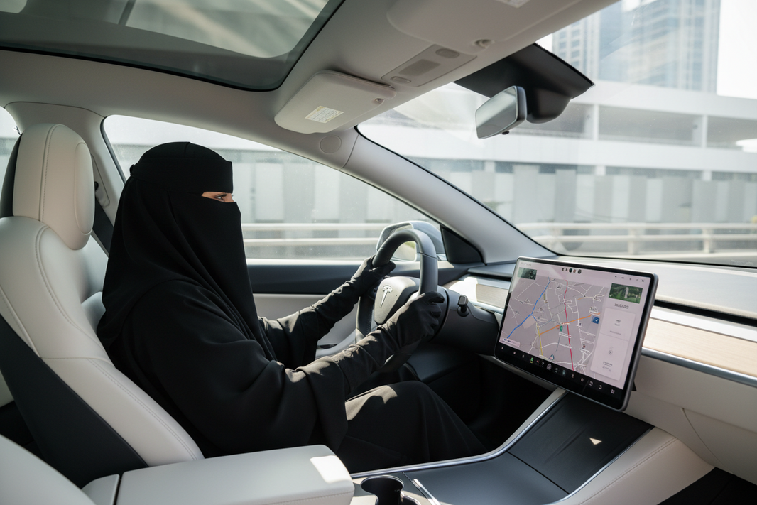 Niqab mit QR-Code ersetzt nicht die Identifizierbarkeit am Steuer