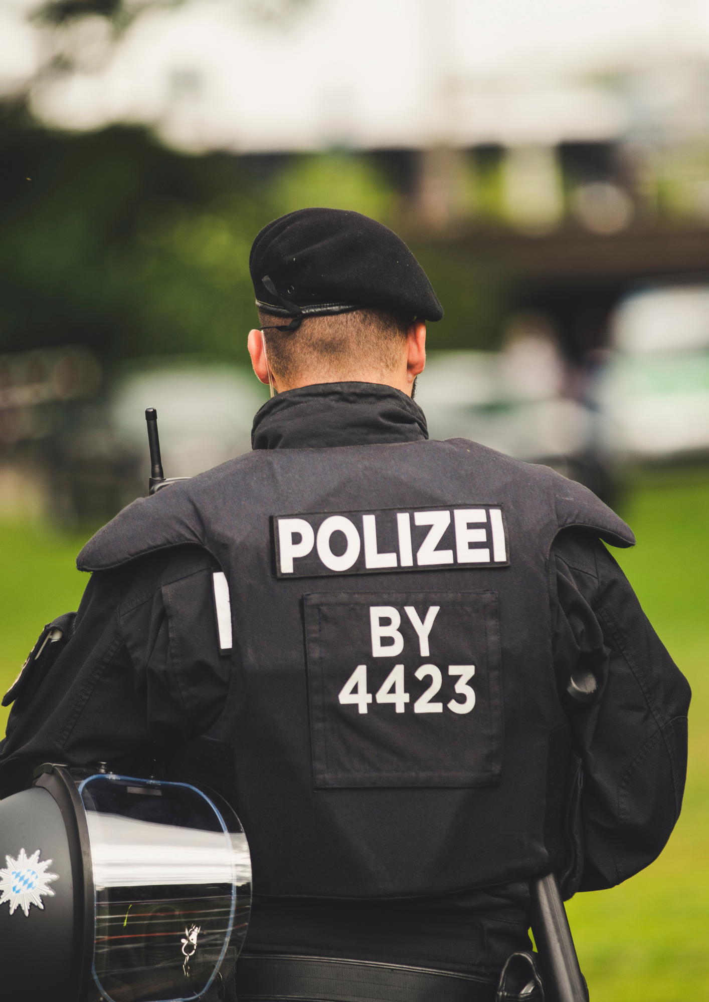 Gebührenpflicht für Polizeieinsätze bei Hochrisikospielen – Eine Analyse des BVerfG-Urteils vom 14.01.2025 (1 BvR 548/22)
